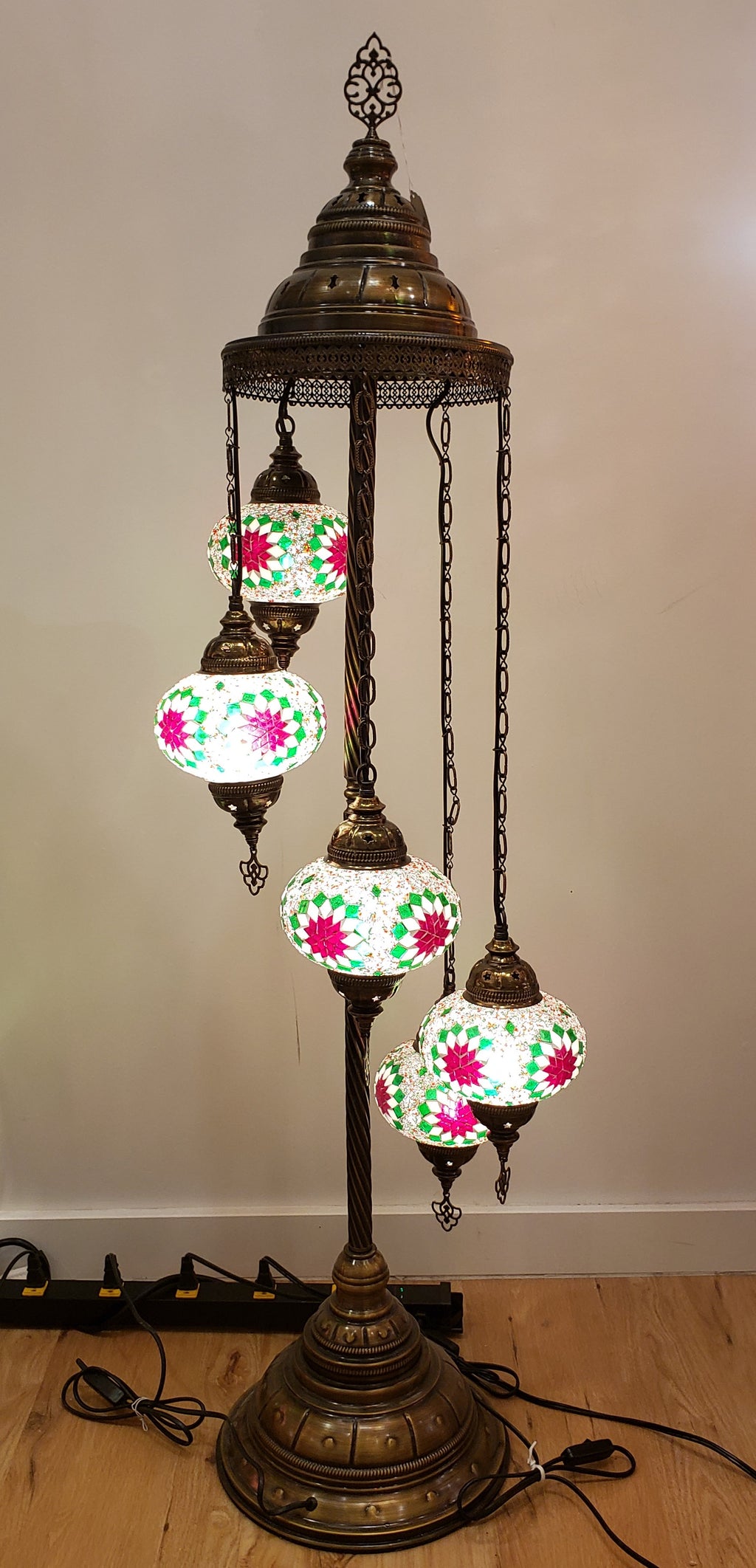 Handmade Mosaic 5-globe Floor Lamp