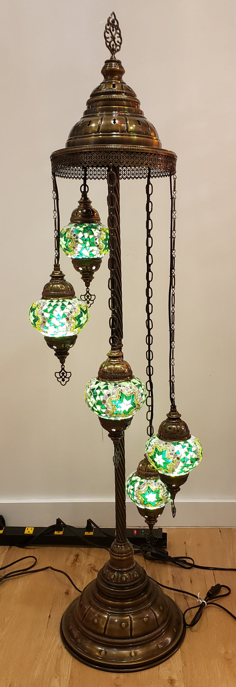 Handmade Mosaic 5-globe Floor Lamp